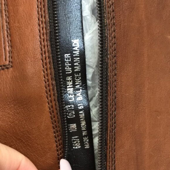 Clarks Maymie Stellar Knee High Boot (33) - Picture 13 of 14